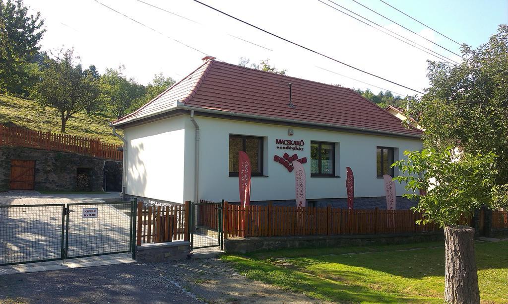 Macskakő Vendégház Somoskoujfalu Exterior foto